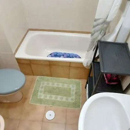 Cristianos Apartment, 1 Bedroom Wifi Free & Big Terrace Дом отдыха Лос Кристианос