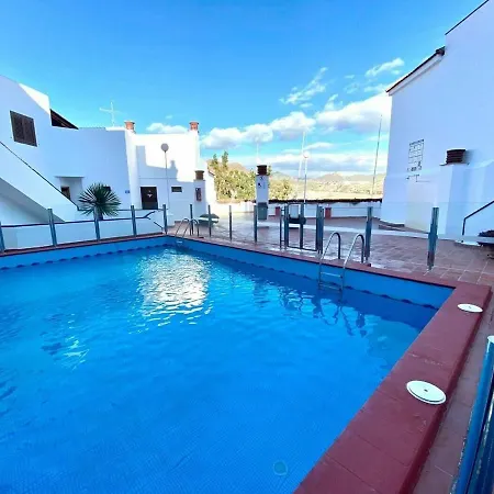 Cristianos Apartment, 1 Bedroom Wifi Free & Big Terrace Holiday home *